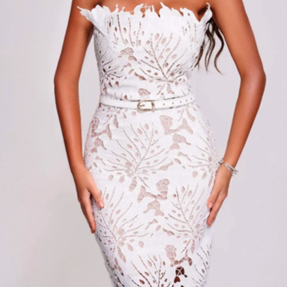 Bella Barnett Stripe Strapless Lace Midi Bandage Dress